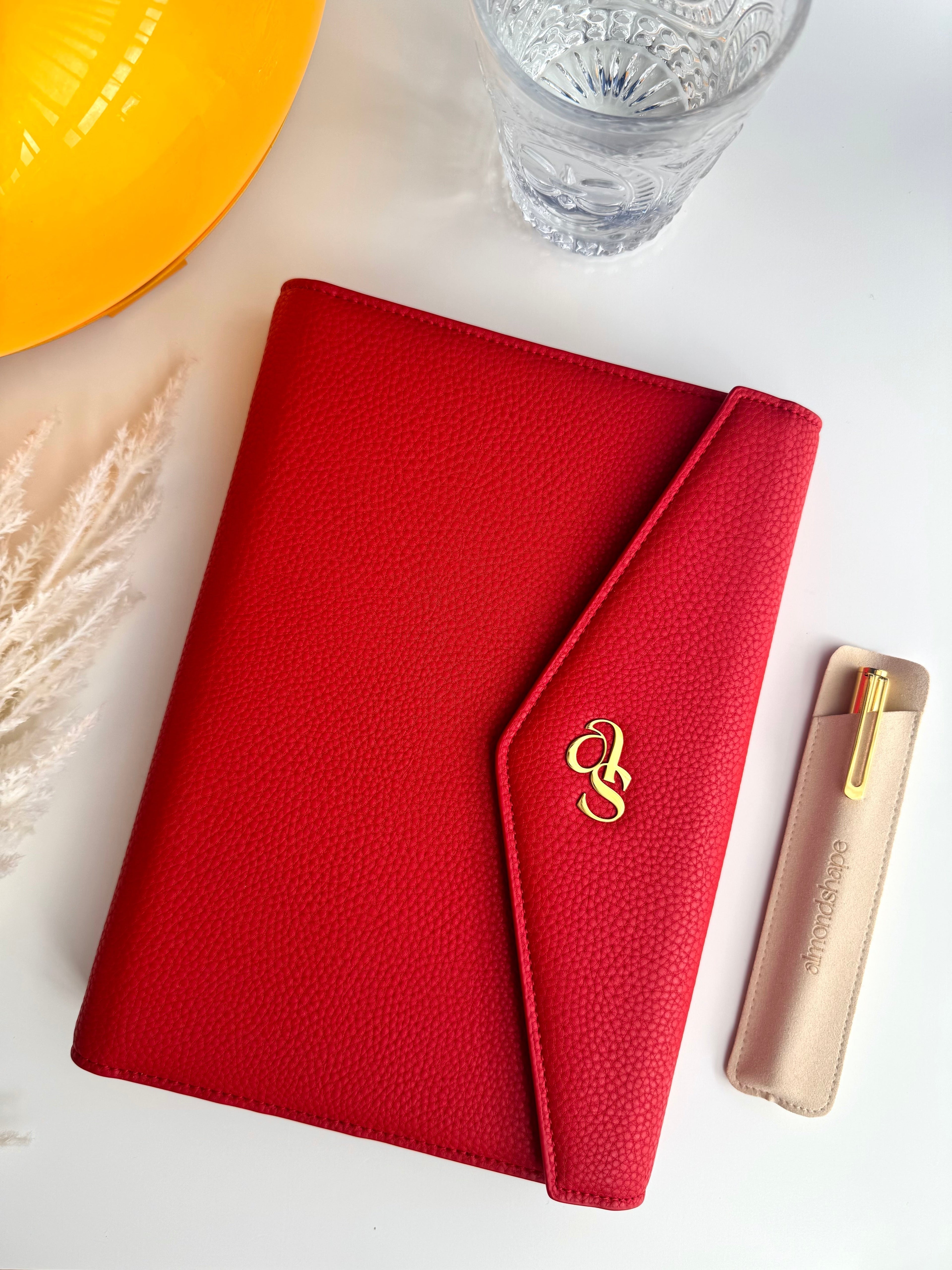 600 Aussie Corporate Women Entered Our Valentine’s Planner Giveaway — Here’s What It Revealed